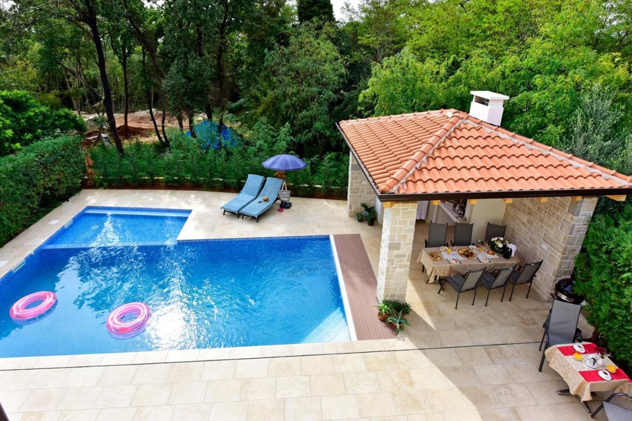 Maja For Max 5 Persons With Pool Gulici, Pet Friendly *