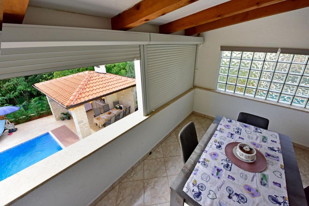 Apartment Maja For Max 5 Persons With Pool Gulici, Pet Friendly *
